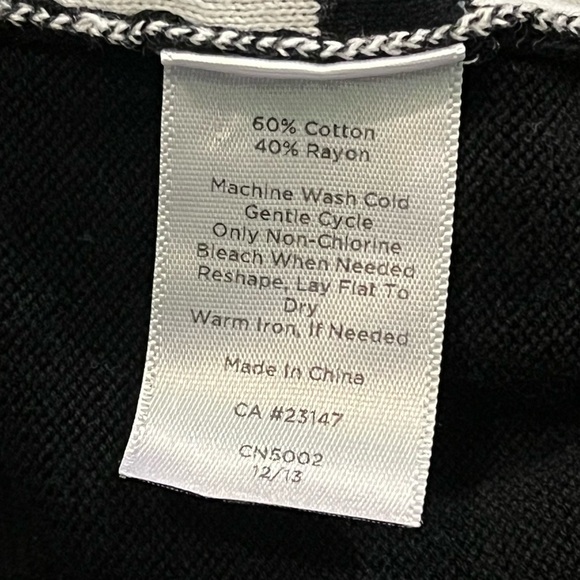 Talbots Cardigan Sweater Zebra Print Black White Classic 3/4 sleeve Size 1X - Picture 6 of 6